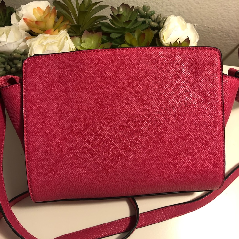 Pink Crossbody Julie Wing Crossbody NWT - Picture 3 of 7